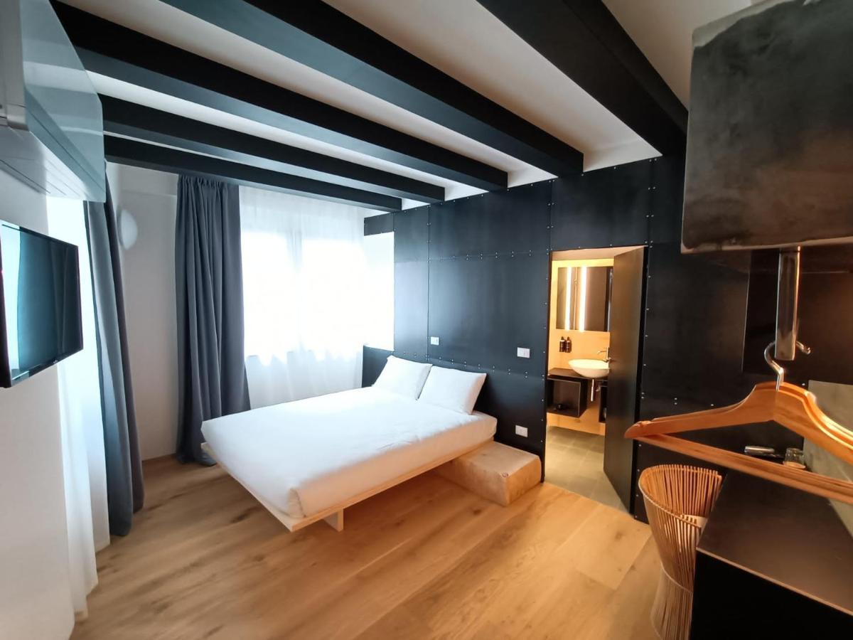 Le Meridiane City Rooms In Trento Exteriér fotografie